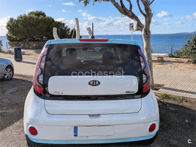 Usado Kia Soul 80 kW (110 CV) 2018 Eléctrico SUV