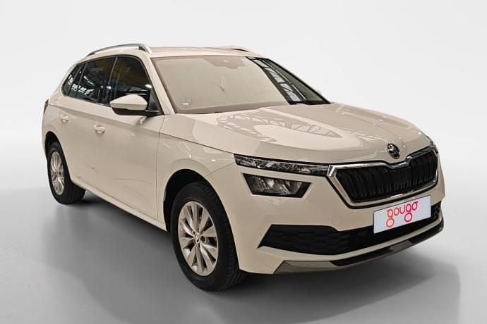 Usado Skoda Kamiq Ambition 90 CV (66 kW) 2022 SUV