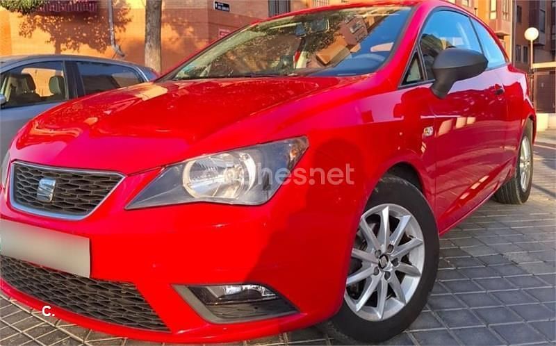 Usado Seat Ibiza SC Reference 70 CV (51 kW) 2014 Rojo Utilitario