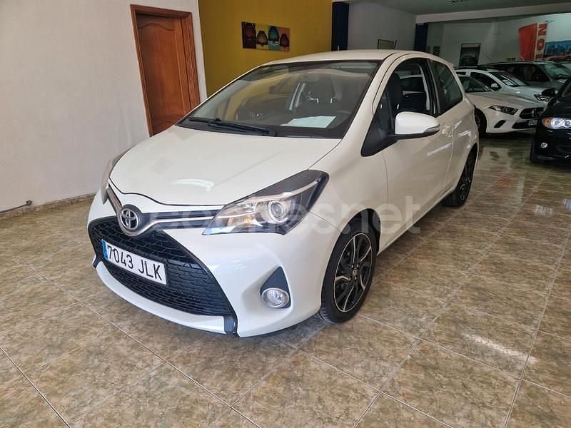 Blanco Usado 2016 Toyota Yaris Berlina | 10.690 € (Precio justo) - Imagen 1/4