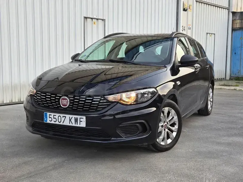 Occasion Fiat Tipo Easy 120 PK (88 kW) 2019 Zwart Stationwagen