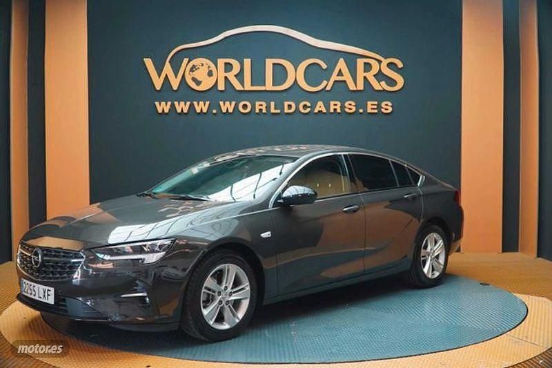 Usado Opel Insignia Sport 122 CV (89 kW) 2022 Gris Berlina