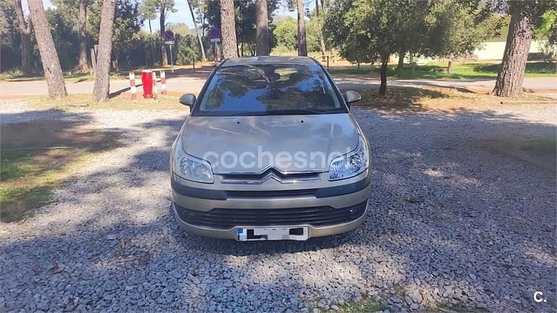 Usado Citroën C4 110 CV (80 kW) 2006 Marrón Berlina
