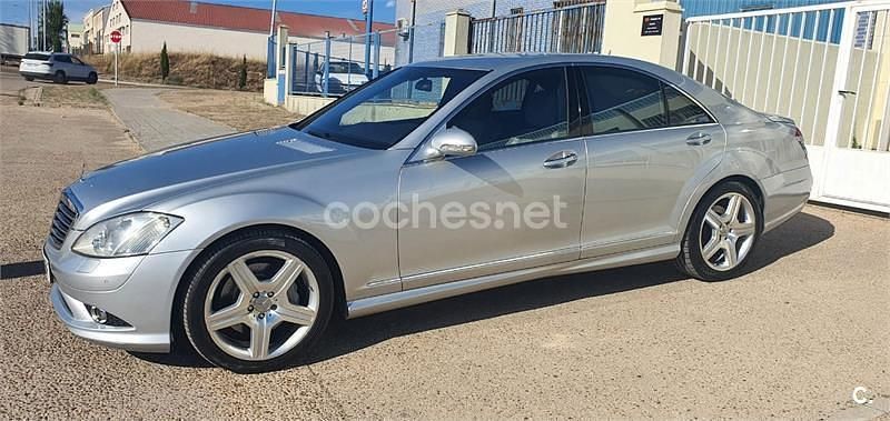 Usado Mercedes S500 306 CV (225 kW) 2006 Gris / plata Berlina