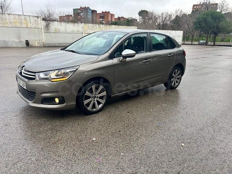 Usado Citroën C4 Feel 120 CV (88 kW) 2015 Beige Berlina