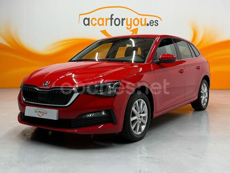 Usado Skoda Scala Ambition 115 CV (84 kW) 2020 Rojo Utilitario