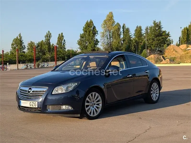 Usado Opel Insignia Cosmo 160 CV (117 kW) 2010 Azul Berlina