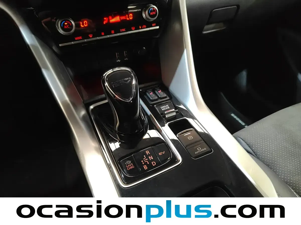 Usado Mitsubishi Eclipse Cross 188 CV (138 kW) 2025 Blanco SUV