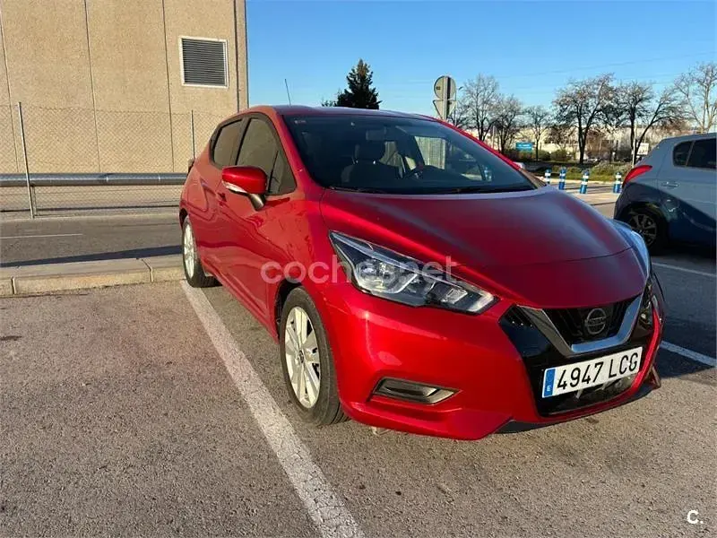 Usado Nissan Micra Acenta 100 CV (73 kW) 2019 Rojo Utilitario