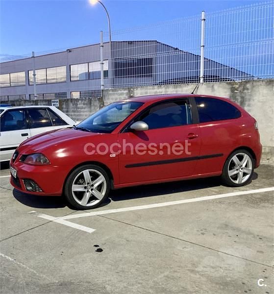 Usado Seat Ibiza FR 130 CV (95 kW) 2007 Rojo Utilitario