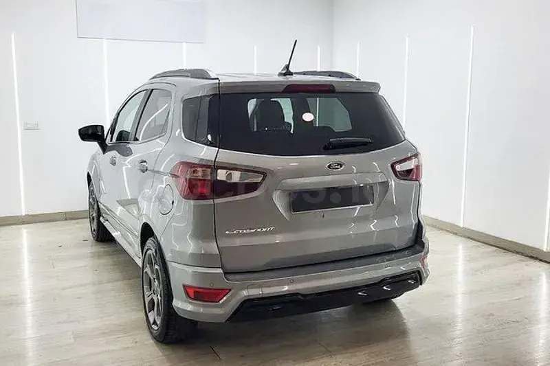Usado Ford Ecosport ST-Line 125 CV (91 kW) 2022 Gris / plata SUV