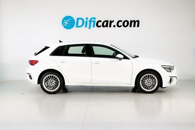 Usado Audi A3 Advanced Plus 150 CV (110 kW) 2021 Blanco Berlina