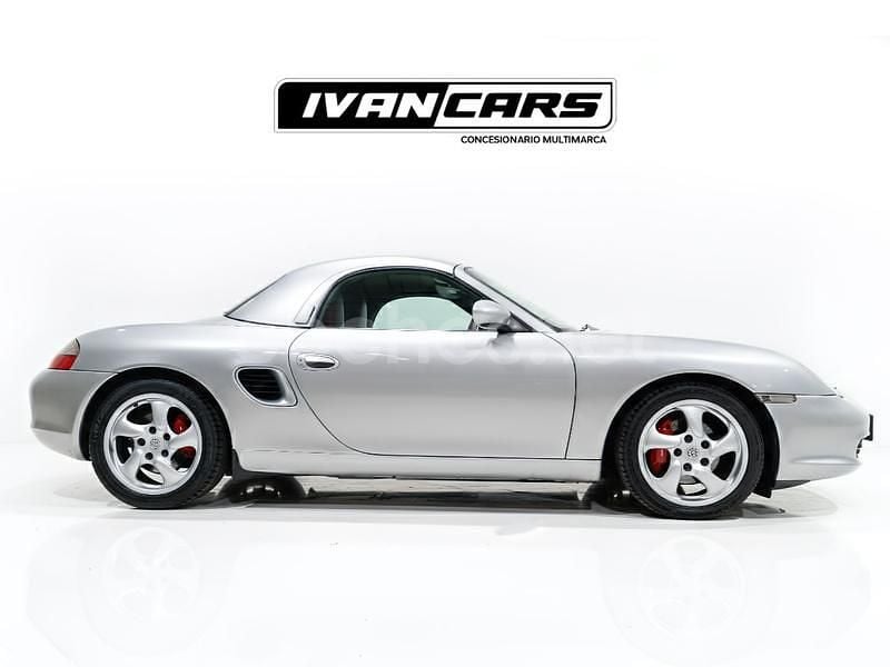 Usado Porsche Boxster 204 CV (150 kW) 1997 Gris / plata Descapotable