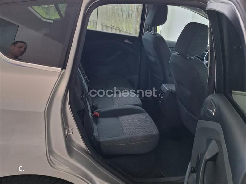 Usado Ford C-MAX Trend 105 CV (77 kW) 2012 Gris / plata Monovolumen