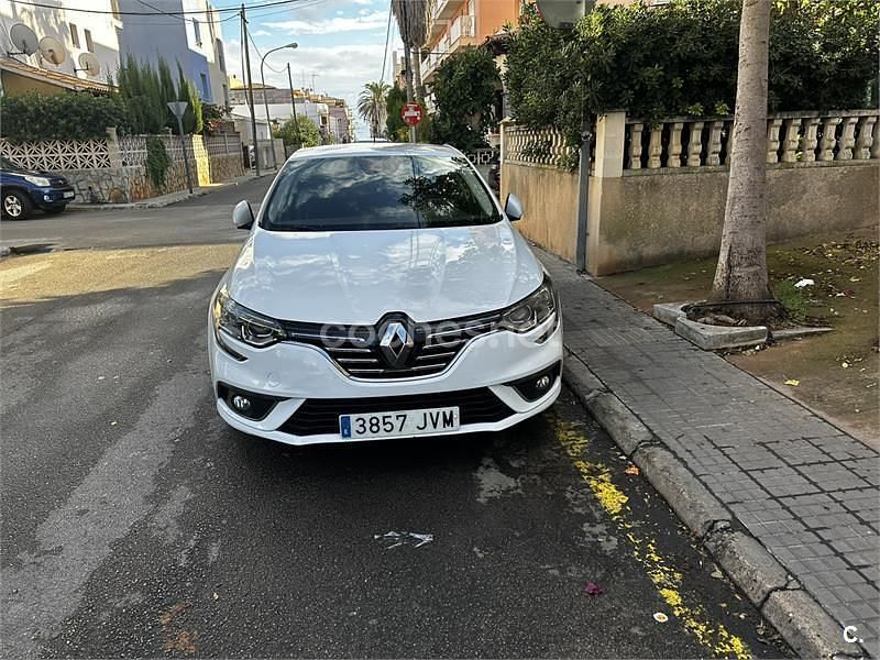 Usado Renault Mégane IV Zen 110 CV (80 kW) 2016 Blanco Berlina