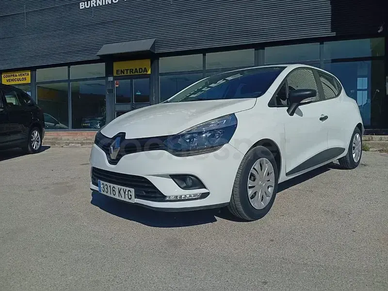 Usado Renault Clio IV Business 75 CV (55 kW) 2019 Blanco Berlina