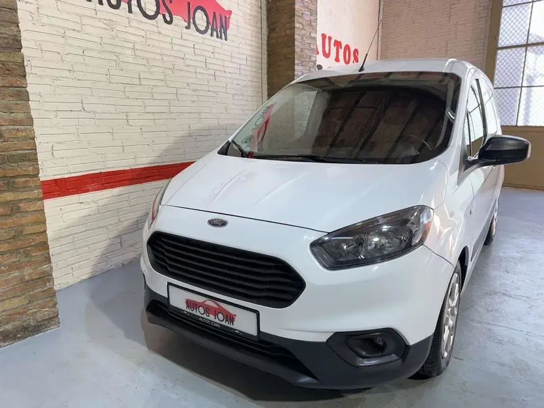 Usado Ford Transit Courier Trend 102 CV (75 kW) 2022 Blanco Van