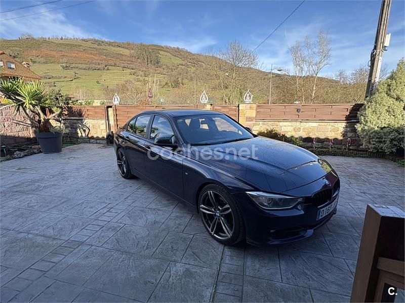 Usado BMW 320 Efficient Dynamics 163 CV (119 kW) 2012 Azul Berlina