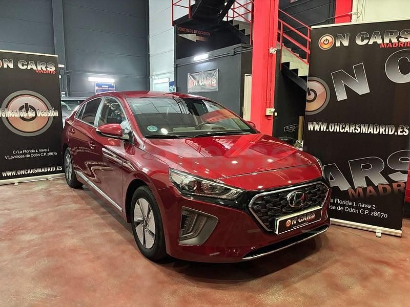 Usado Hyundai Ioniq Style 141 CV (103 kW) 2021 Rojo Utilitario