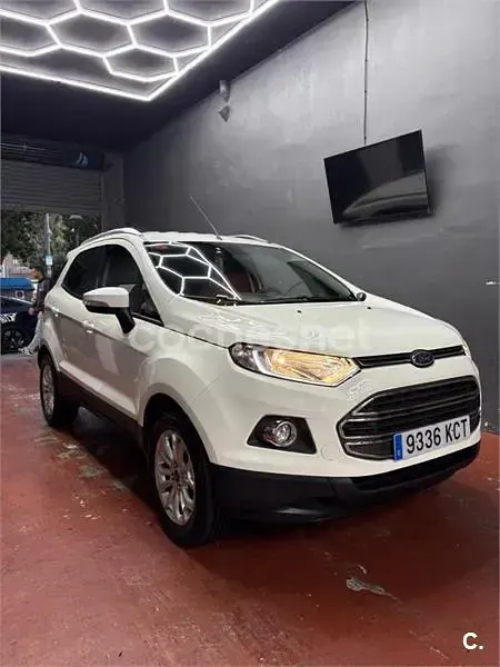 Usado Ford Ecosport Titanium 95 CV (69 kW) 2017 Blanco SUV