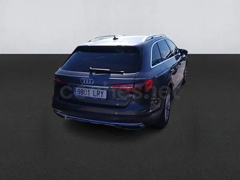 Usado Audi A4 Allroad 204 CV (150 kW) 2021 Gris / plata Familiar