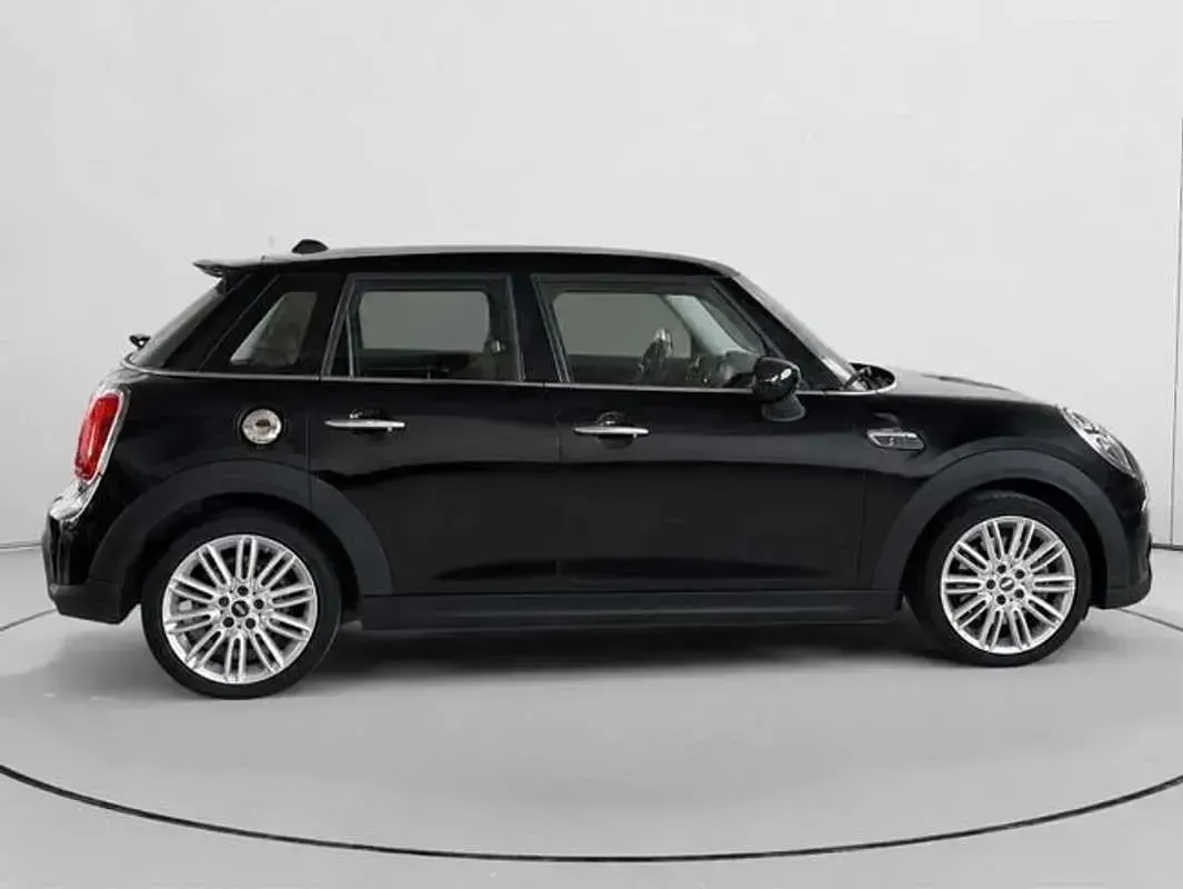 Usado Mini Cooper S 178 CV (130 kW) 2023 Negro Utilitario