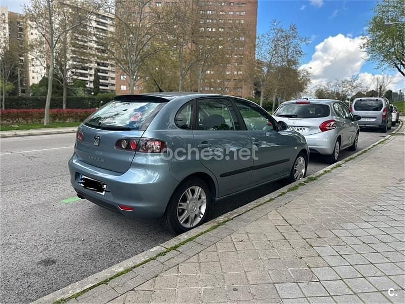 Azul Usado 2006 Seat Ibiza Berlina | 2699 € (Precio justo) - Imagen 1/4