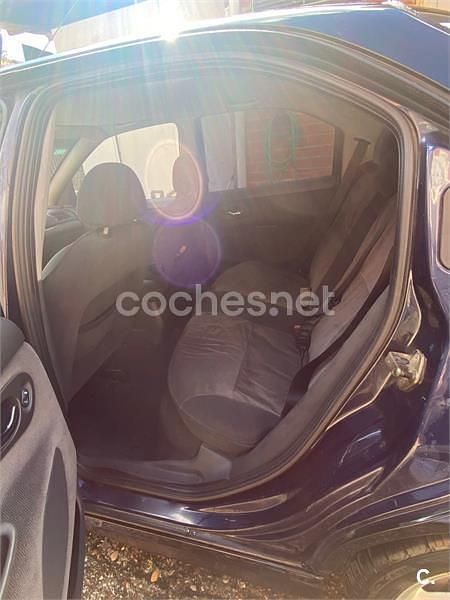 Usado Ford Mondeo 170 CV (125 kW) 1999 Negro Berlina