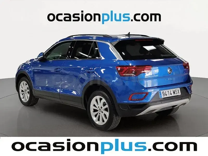 Usado VW T-Roc Life 110 CV (80 kW) 2024 Azul SUV