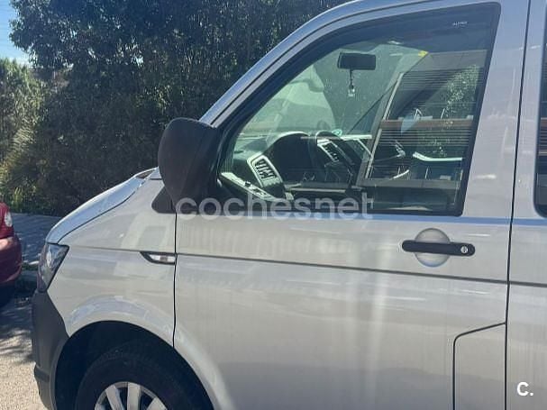 Usado VW Caravelle 150 CV (110 kW) 2019 Gris / plata Monovolumen