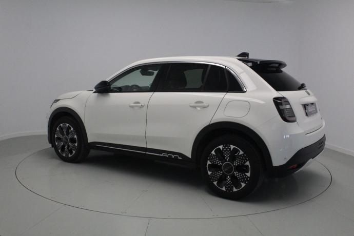 Usado Fiat 600 La Prima 100 CV (73 kW) 2021 Blanco SUV