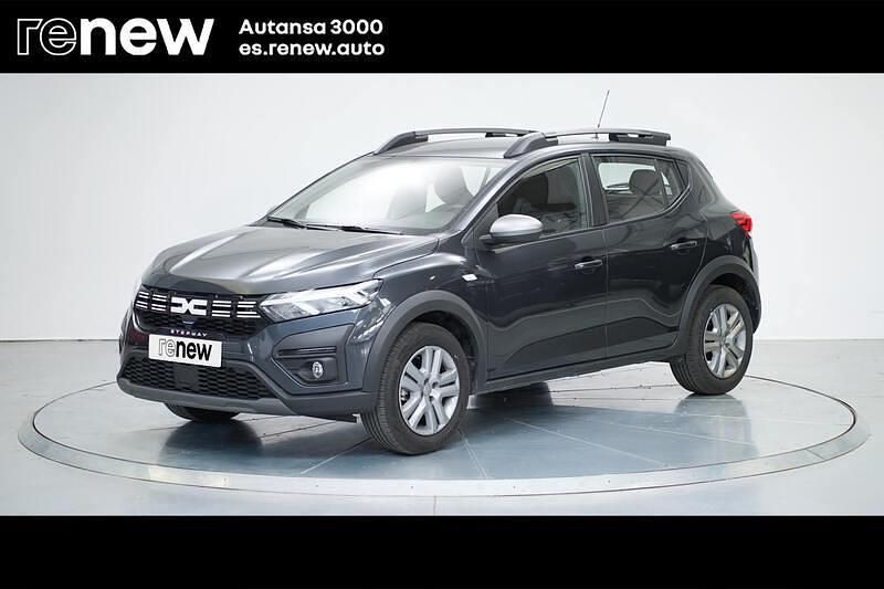 Gris Usado 2023 Dacia Sandero Expression Utilitario | 14.000 € (Buen precio) - Imagen 1/4