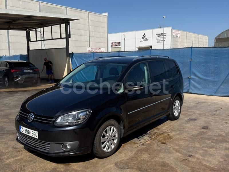 Negro Usado 2011 VW Touran Advance Monovolumen | 7999 € (Precio justo) - Imagen 1/4