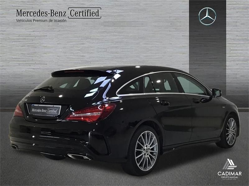 Käytetty Mercedes CLA200 Shooting Brake 156 HP (114 kW) 2019 Musta Farmari