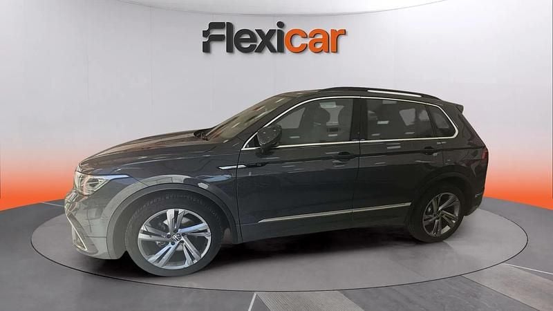 Usado VW Tiguan R-line 150 CV (110 kW) 2021 Gris SUV