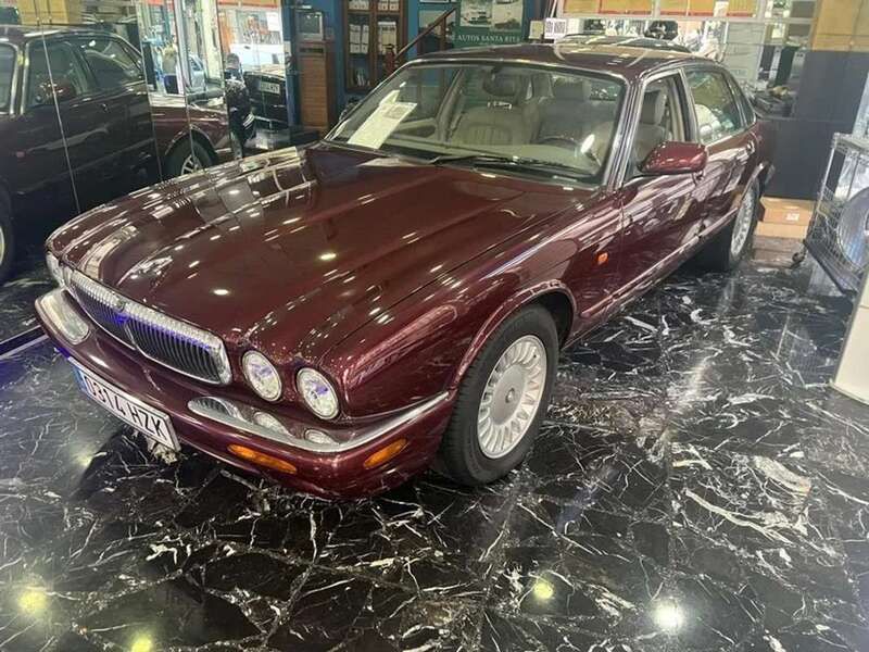 Burdeos Usado 1998 Jaguar XJ8 Executive Berlina | 15.800 € - Imagen 1/4