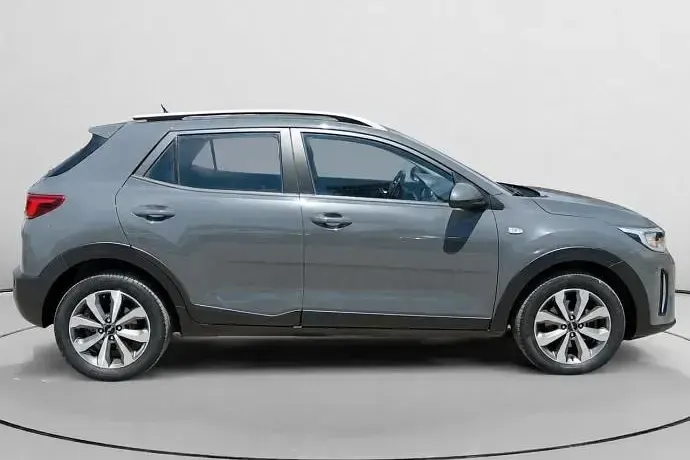 Usado Kia Stonic 100 CV (73 kW) 2022 SUV
