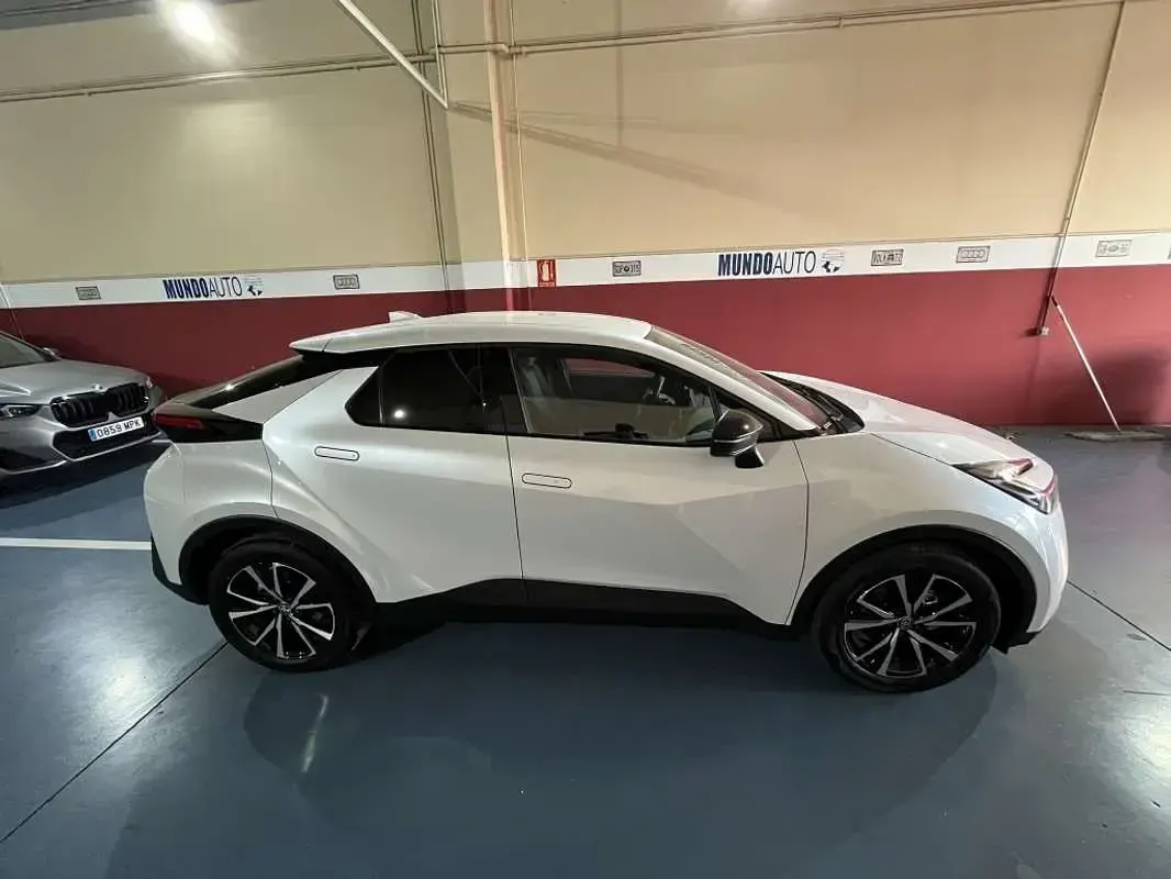 Nuevo Toyota C-HR Advance 140 CV (102 kW) 2026 Blanco SUV