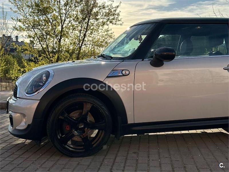 Käytetty Mini Cooper S 175 HP (128 kW) 2010 Harmaa Viistoperä