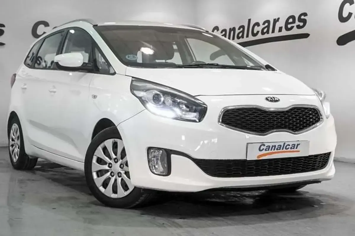 Usado Kia Carens 116 CV (85 kW) 2016 Blanco Monovolumen