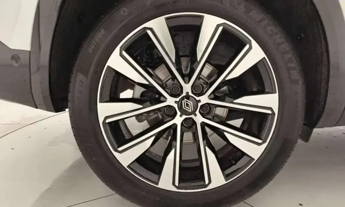 Usado Renault Austral Techno 200 CV (147 kW) 2025 Blanco SUV