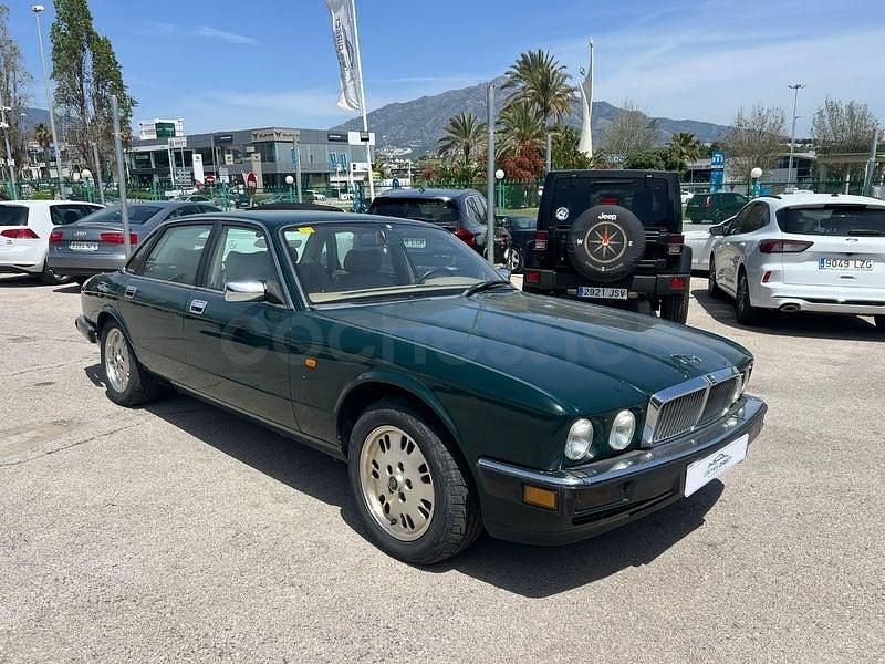 Usado Jaguar XJ6 216 CV (158 kW) 1994 Verde Berlina