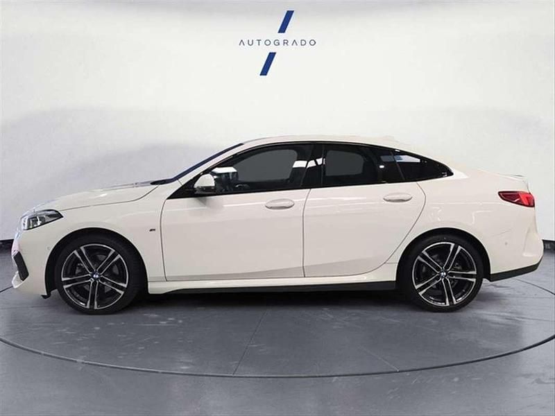 Usado BMW 218 Comfort Edition 150 CV (110 kW) 2022 Blanco Coupe