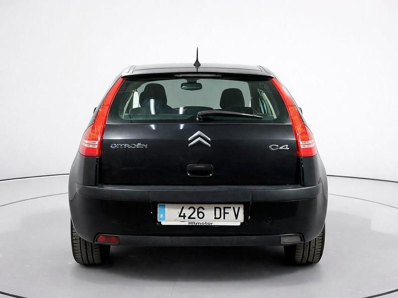 Usado Citroën C4 110 CV (80 kW) 2005 Negro Berlina