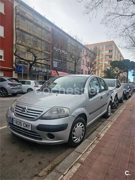 Usado Citroën C3 61 CV (44 kW) 2003 Gris / plata Berlina