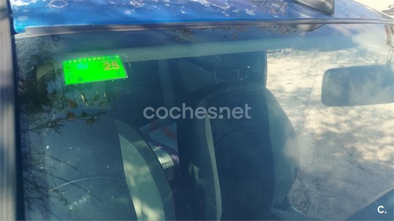Azul Usado 2005 Peugeot 206 Berlina | 800 € (Super precio) - Imagen 1/4