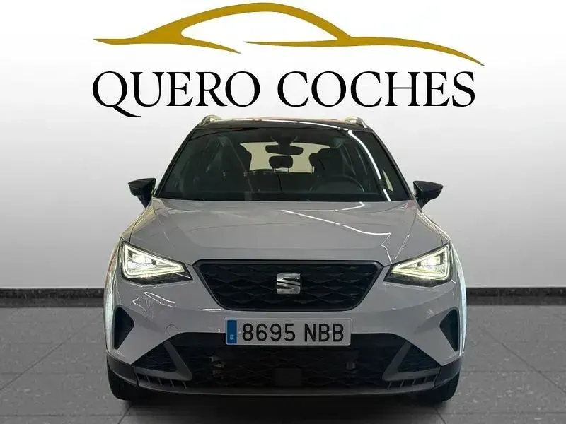 Usado Seat Arona FR 115 CV (84 kW) 2025 Blanco SUV