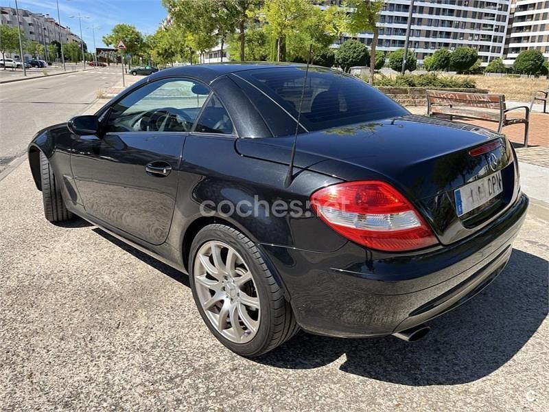 Usado Mercedes SLK200 163 CV (119 kW) 2004 Negro Descapotable