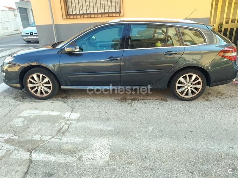 Usado Renault Laguna III Bose Edition 150 CV (110 kW) 2012 Gris / plata Familiar