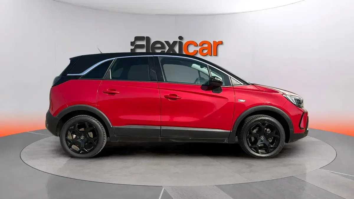 Usado Opel Crossland 110 CV (80 kW) 2023 Rojo SUV